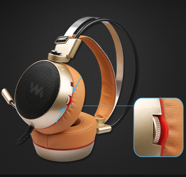 Headphones for desktop games