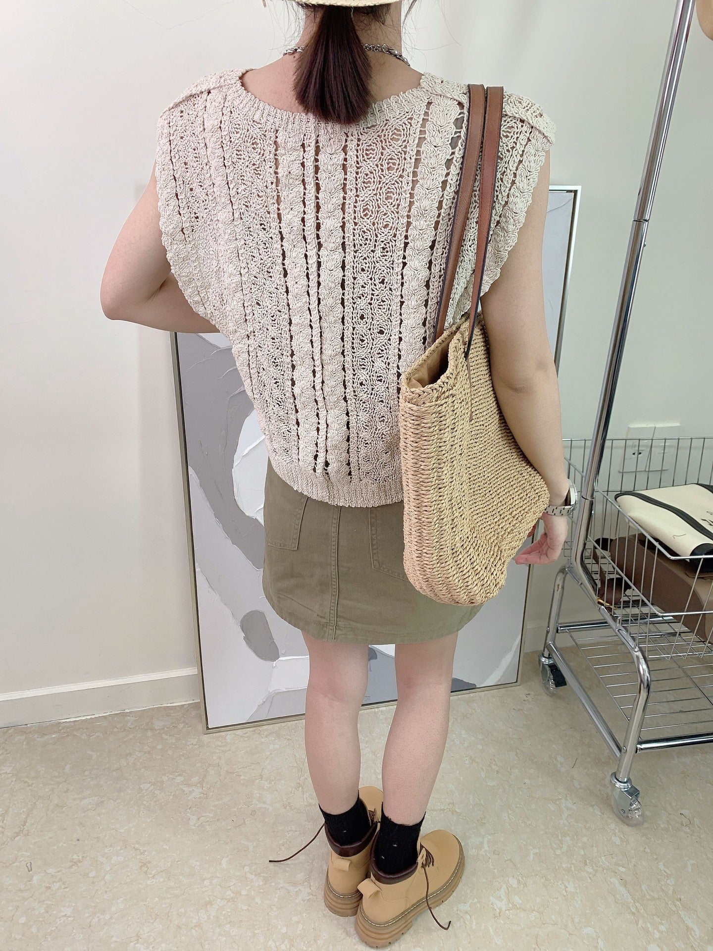 White Crocheted V-neck Vest Knitwear