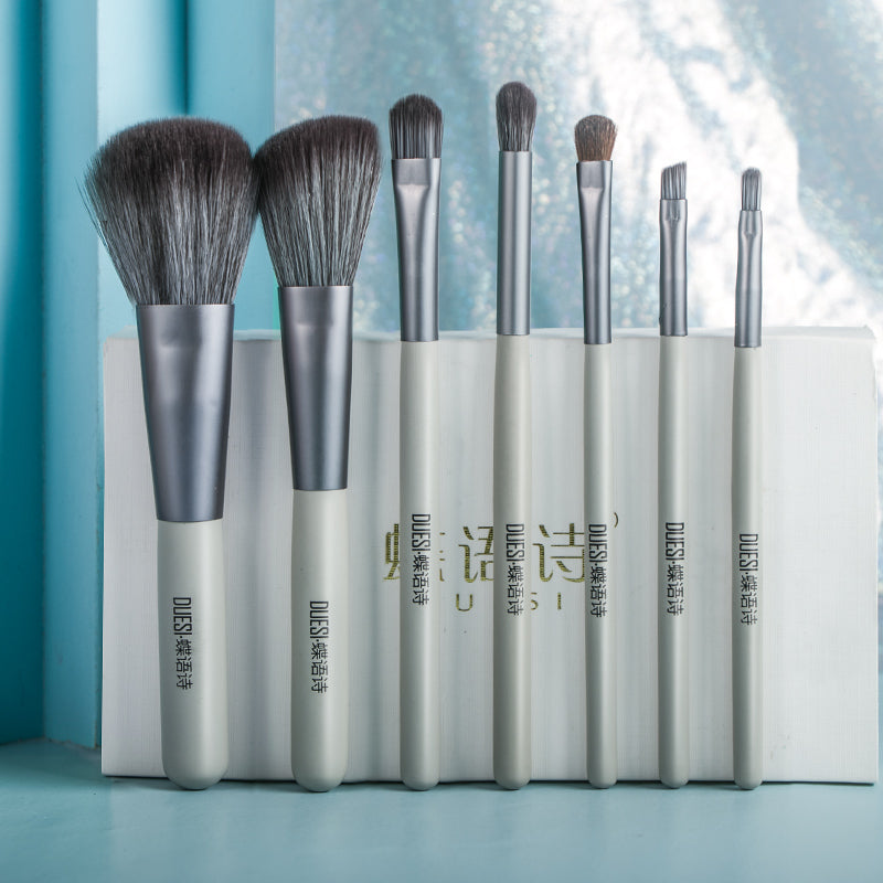 7 Makeup Brush Set