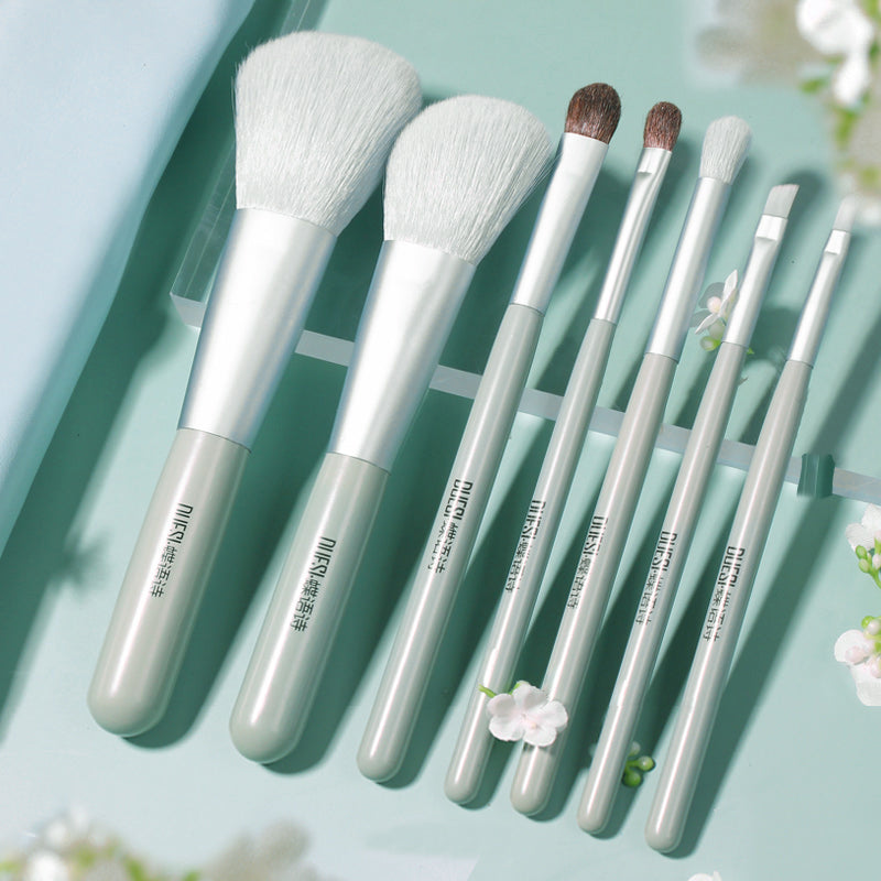 7 Makeup Brush Set