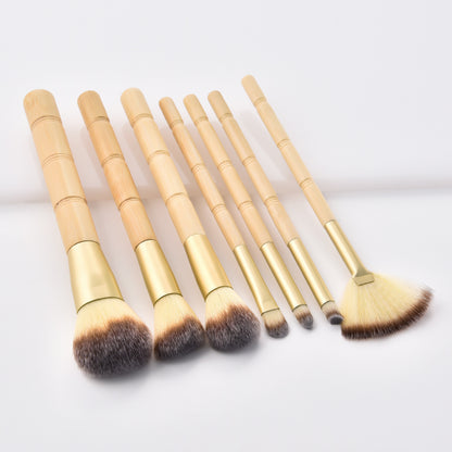 7 Wooden Handle Makeup Brushes