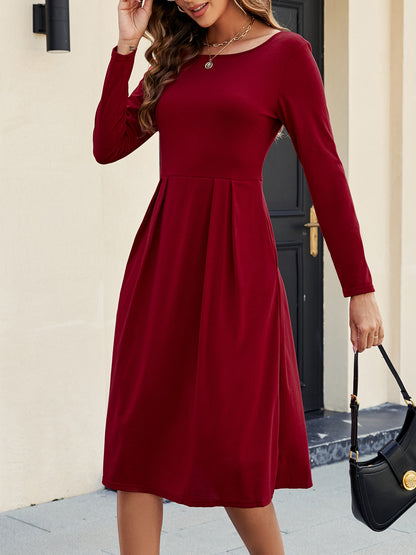 Casual Round-neck Long-sleeved Pleated Dress