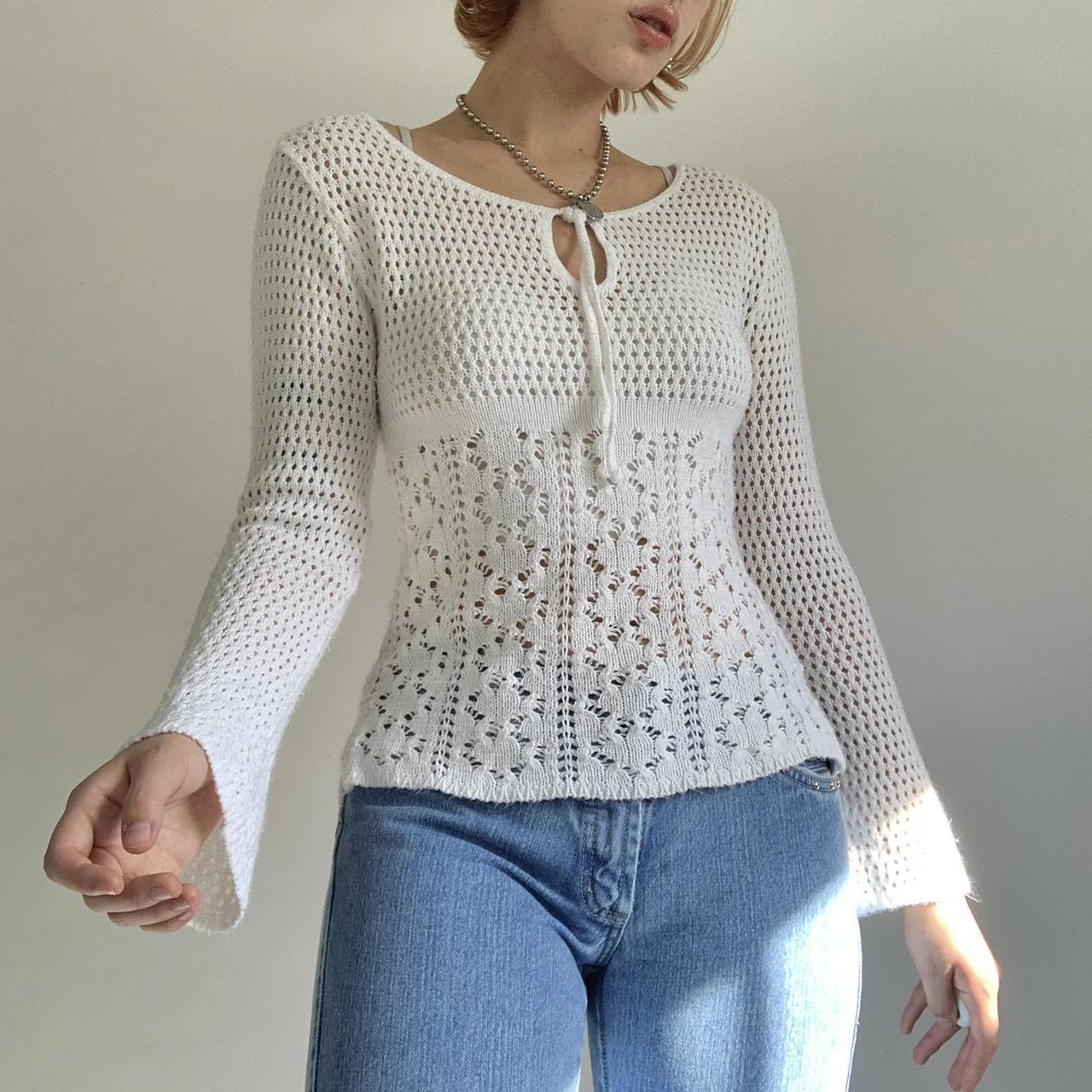 Temperament Round Neck Long Sleeve Hollow Knitwear