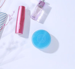 Electric cleansing brush