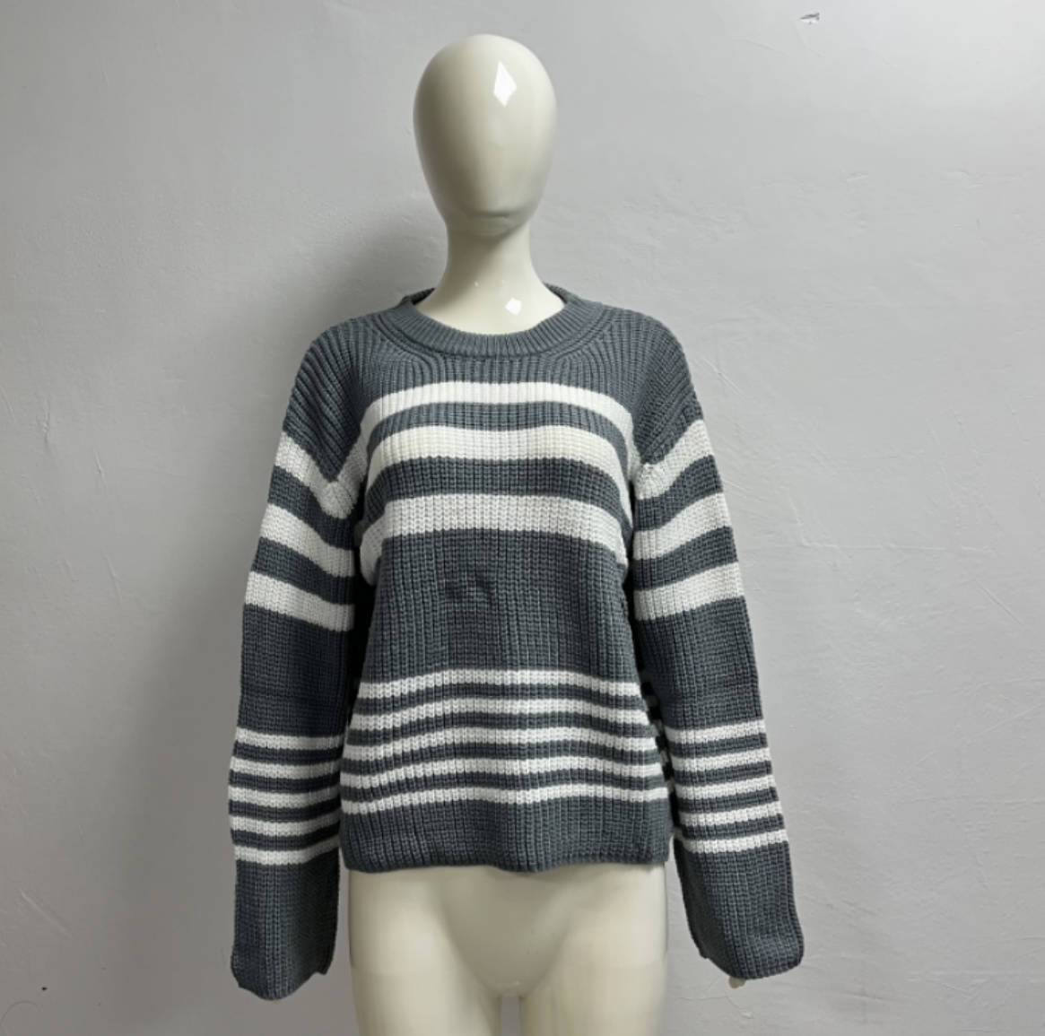 Striped Contrast Color Knitwear Pullover